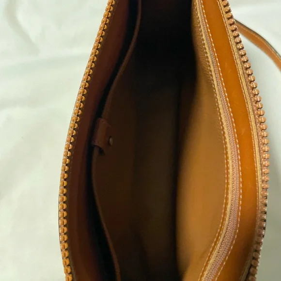Excellent condition vintage Dooney & Bourke - Picture 3 of 5